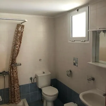 Aggeliki House 5 *